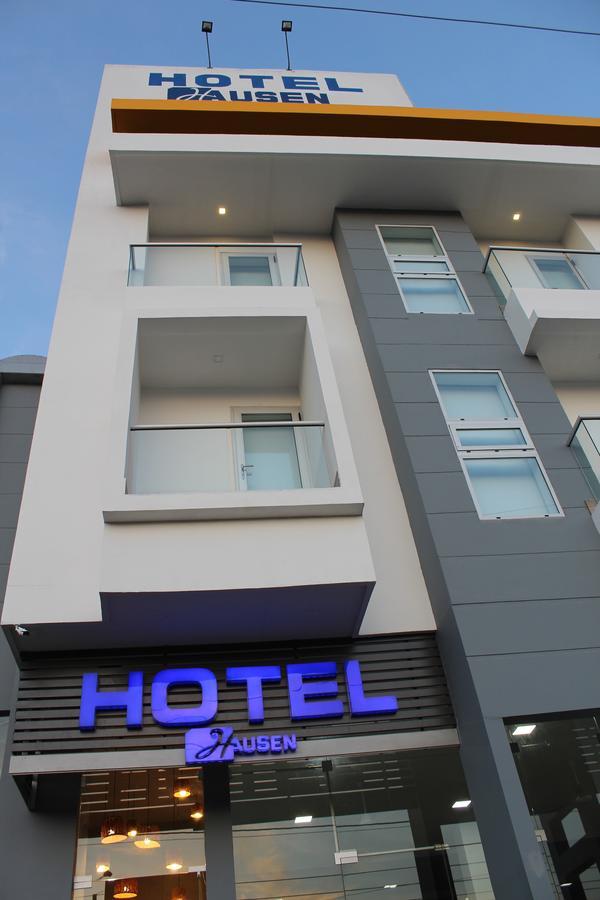 Hotel Hausen Lorica Екстер'єр фото